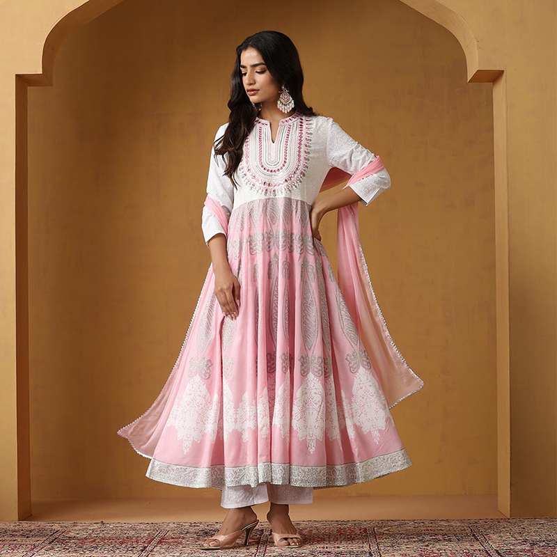 印度服饰传统女装粉色纯棉立领刺绣印巴风情七分袖薄款新款三件套