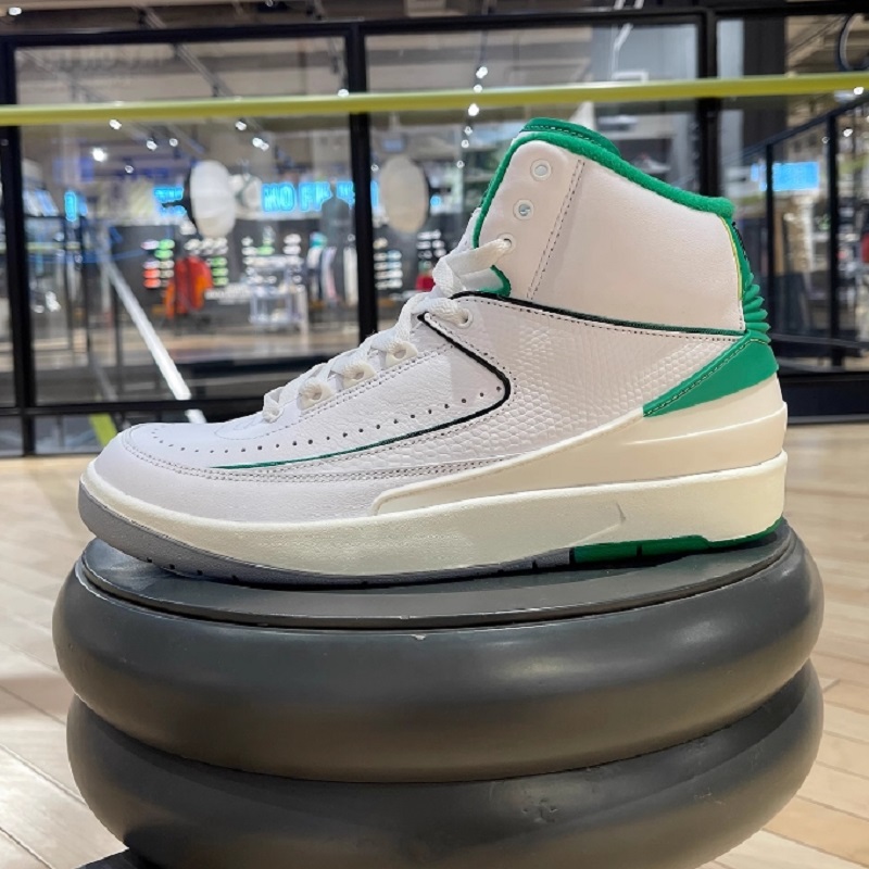 NIKE耐克 AIR JORDAN 2 RETRO男子AJ2休闲复古板鞋DR8884-103-101