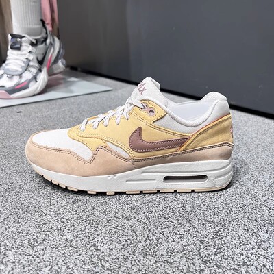 Nike/耐克 AIR MAX 1 SE女耐磨低帮运动休闲篮球鞋 FZ5530-CW5861