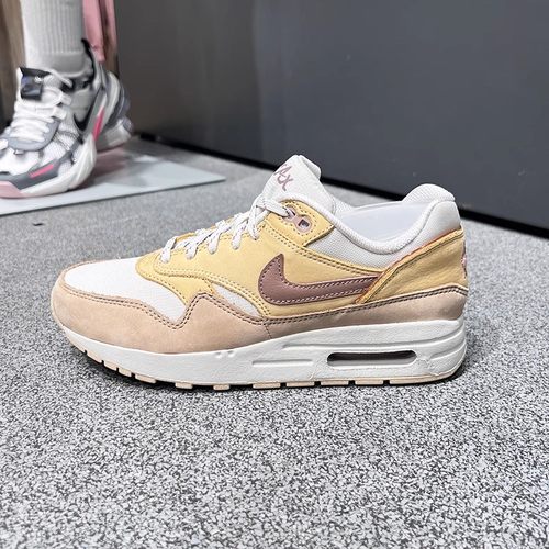 Nike/耐克 AIR MAX 1 SE女耐磨低帮运动休闲篮球鞋 FZ5530-CW5861