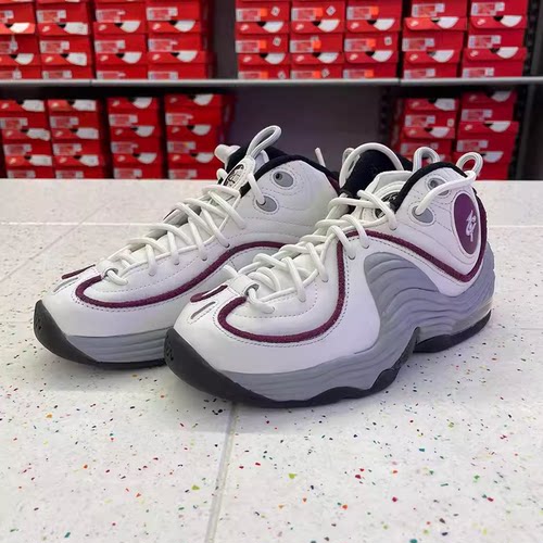 NIKE耐克女子运动休闲鞋