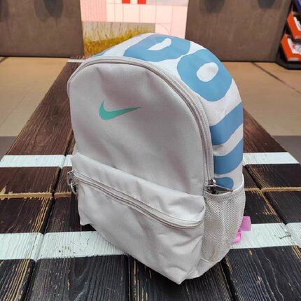 Nike耐克儿童找奶包迷你学生书包休闲旅行运动双肩背包DR6091-104