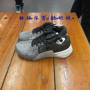 耐克深蹲综合训练运动跑步鞋