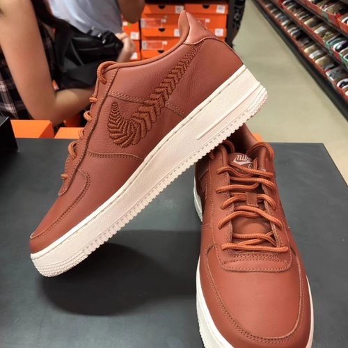NIKE AIR FORCE 1 PRM EMB 大童运动休闲鞋 AV0750-DX1657/DM1020