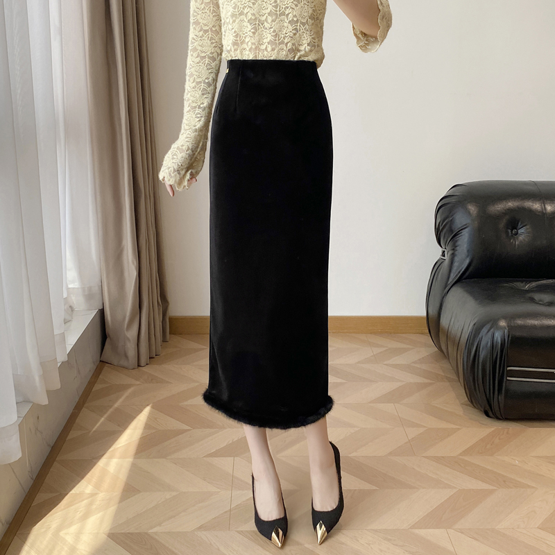 轻松打造时尚范儿！奢贵水貂毛拼接半身裙女复古后开叉中长款裙子