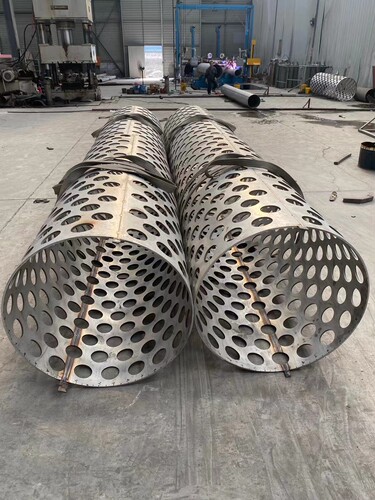 304不锈钢冲孔网管 网筒消音管 无缝焊接过滤 管排气管打孔过滤筒