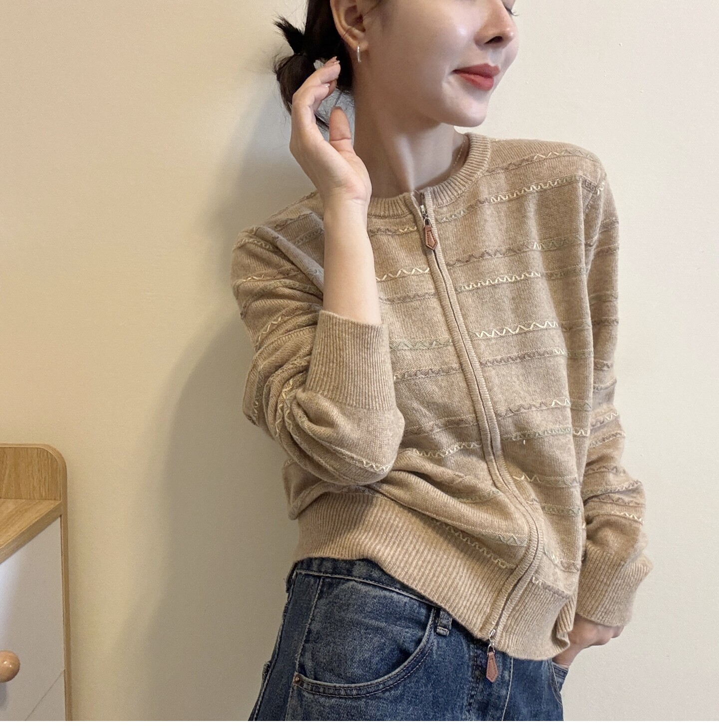 休闲缝线条纹圆领长袖羊毛针织开衫女欧洲站2026秋季拉链毛衣外套