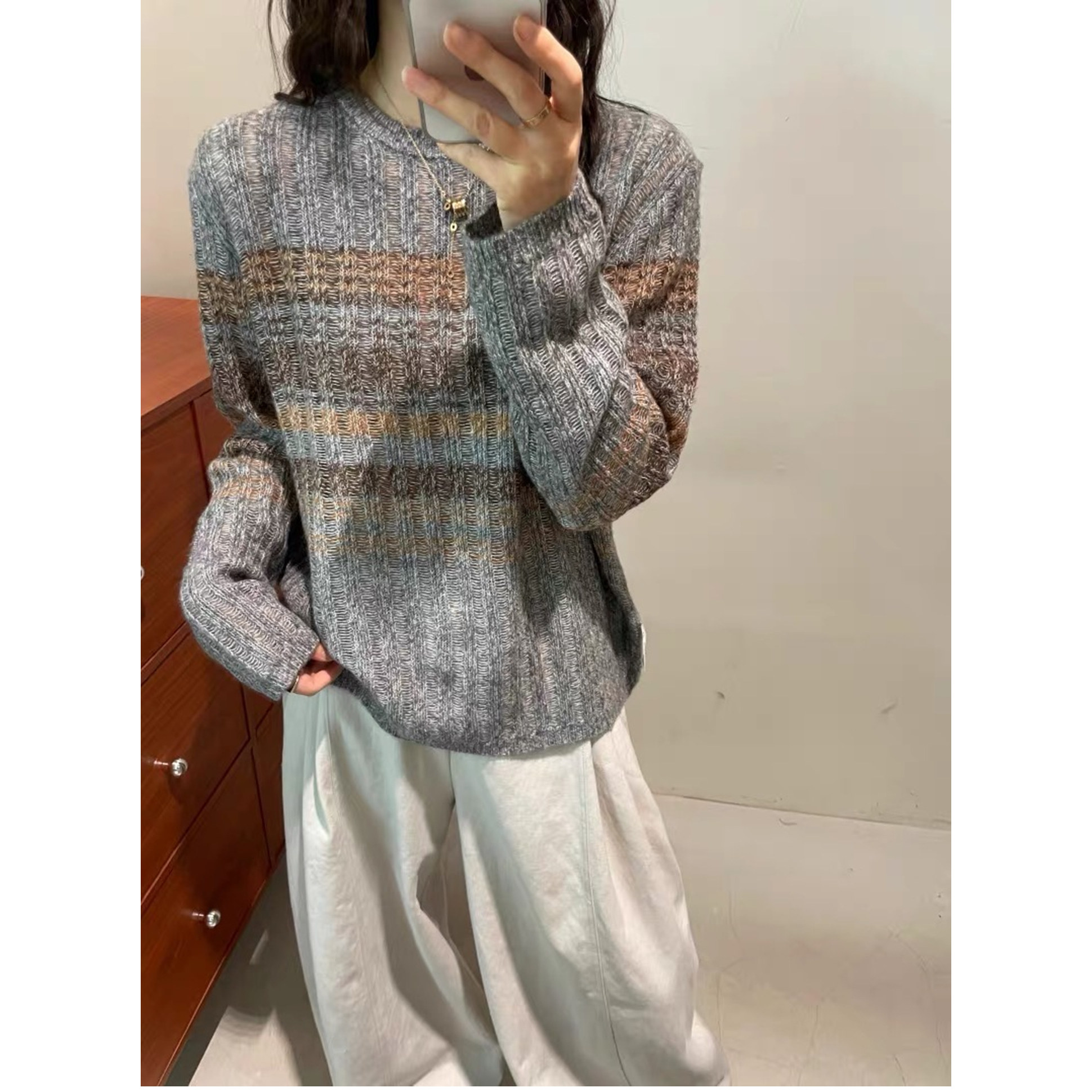 懒散风宽松撞色杂线圆领山羊绒毛衣针织衫女欧洲站2026秋季新款