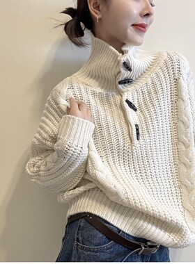 懒散风牛角扣高领羊毛针织衫女欧洲站2026秋季新款欧货套头毛衣
