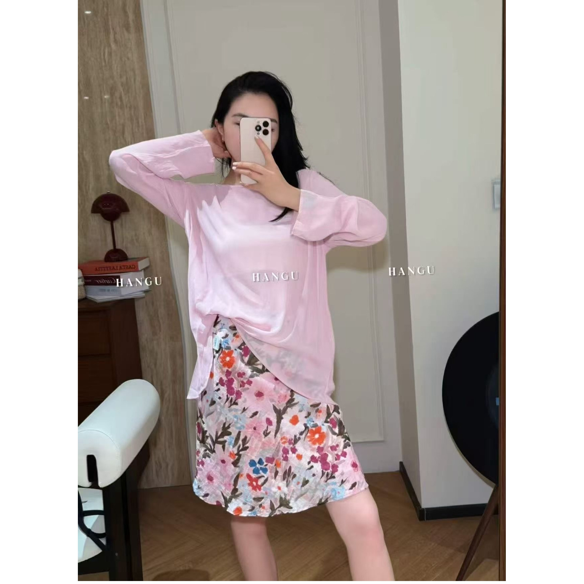 欧洲站2026夏季新款欧货女时尚圆领长袖T恤防晒衣+碎花半身裙套装