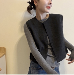 纯色百搭圆领无袖羊毛呢马甲背心外套女潮欧洲站2026秋季新款欧货