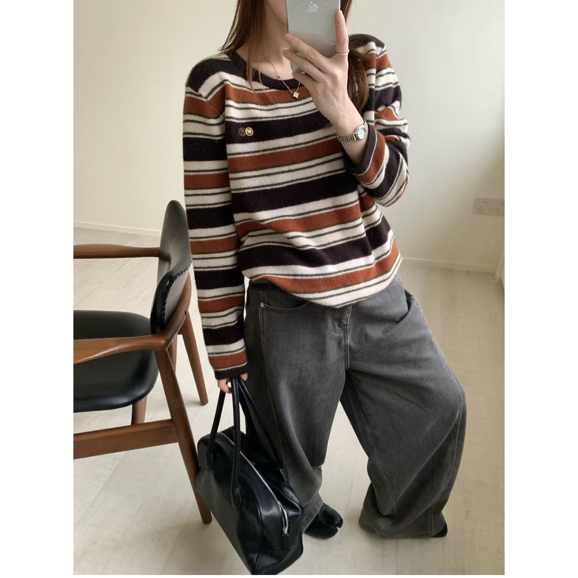 韩版笑脸刺绣条纹圆领羊毛针织衫女欧洲站2026秋季新款套头毛衣