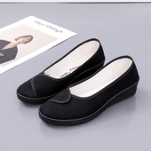 全黑坡跟帆布鞋 黑色工作鞋 女单鞋 舞蹈鞋 美容鞋 一字牌护士鞋