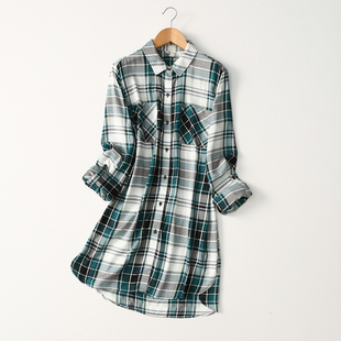 宽松两口袋中长款 亮丝人棉衬衫 棉绸格子衬衫 可挽袖 裙 女 外贸出口