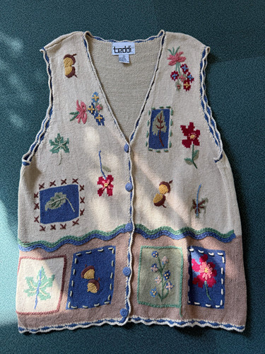 Teddi/ Hand knit手工刺绣 榛果 花柄棉麻材质马夹 （春秋款）