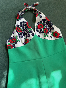 嘿嘿搭个高领毛衣穿多可爱~ 俏皮的嬉皮感1970s制挂脖连身裙