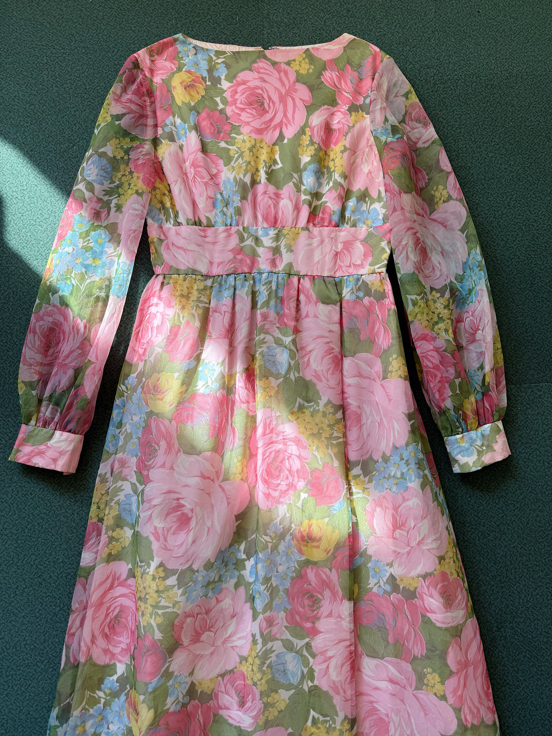 加尼福尼亚产1970s vintage dress少见一字领款的玻璃花长裙