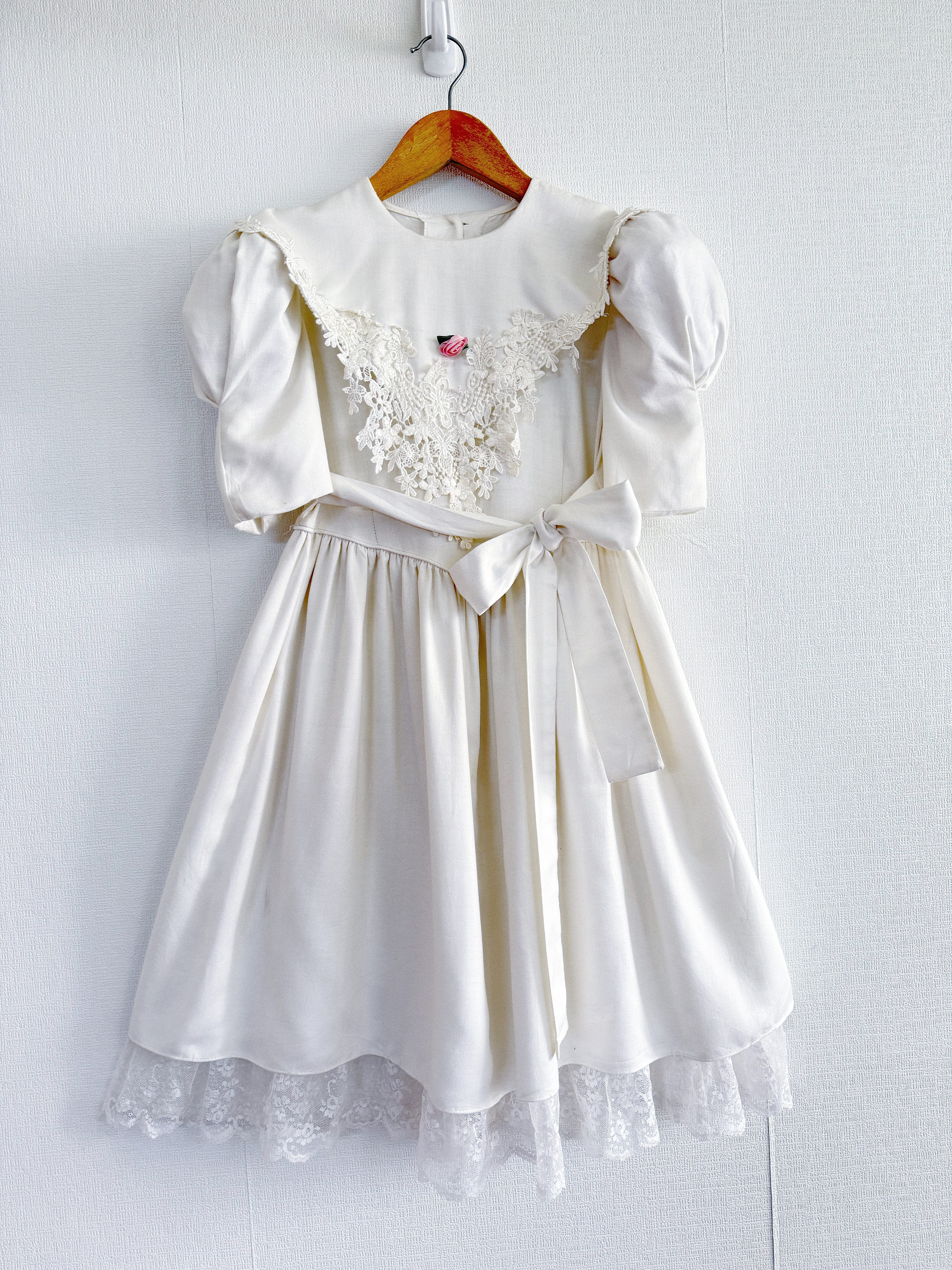 JinE**古典象牙白 儿童vintage（size8）宫廷袖翻领 羊腿袖