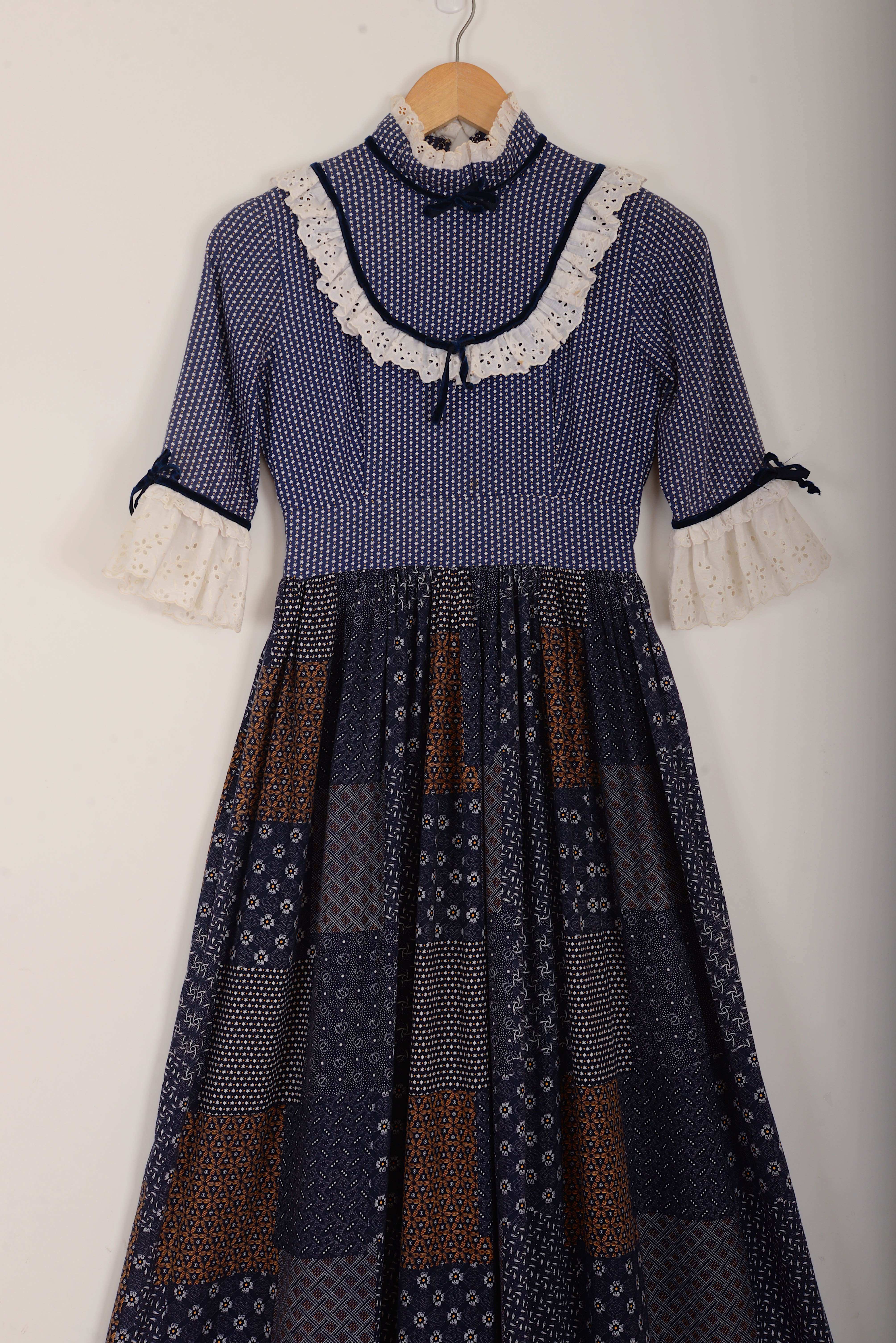乡村田园prairie county dress拼布图案拼接蕾丝棉布 餐盘花边领