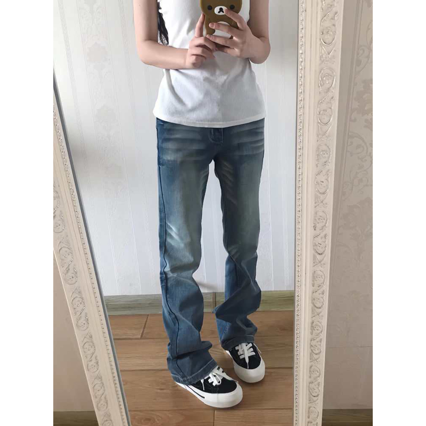 小个子猫须做旧微喇牛仔裤女