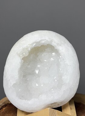 天然白水晶晶洞晶簇水晶消磁石