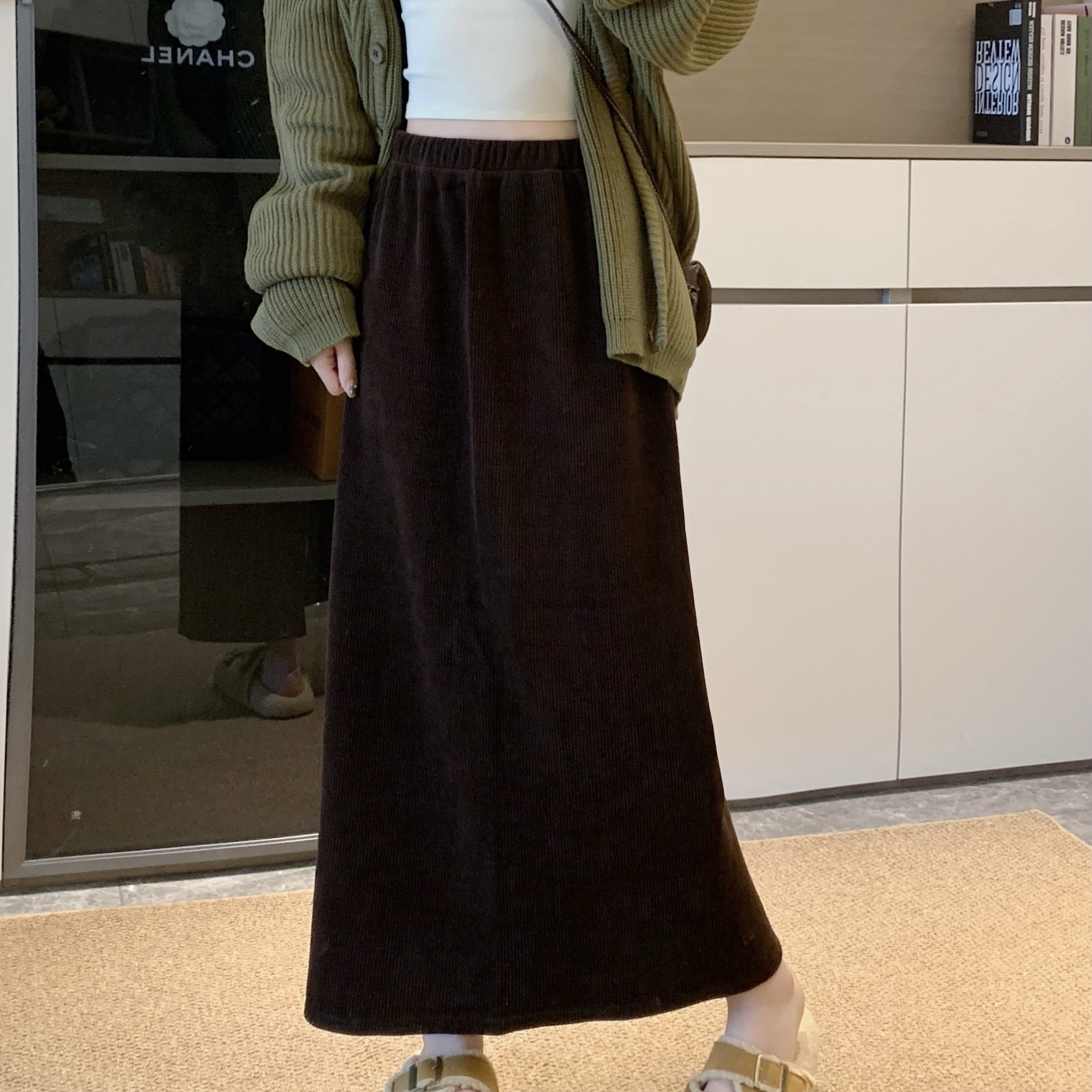 大码灯芯绒半裙女秋冬季胖妹妹加绒宝宝绒直筒半身裙开叉半身长裙