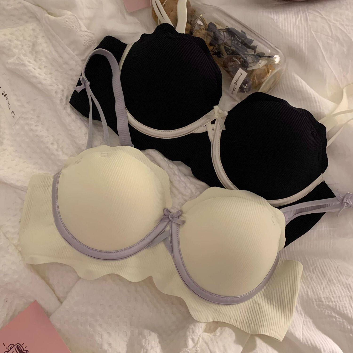 法式新款无痕内衣女小胸聚拢显大无钢圈防下垂半杯少女文胸罩套装