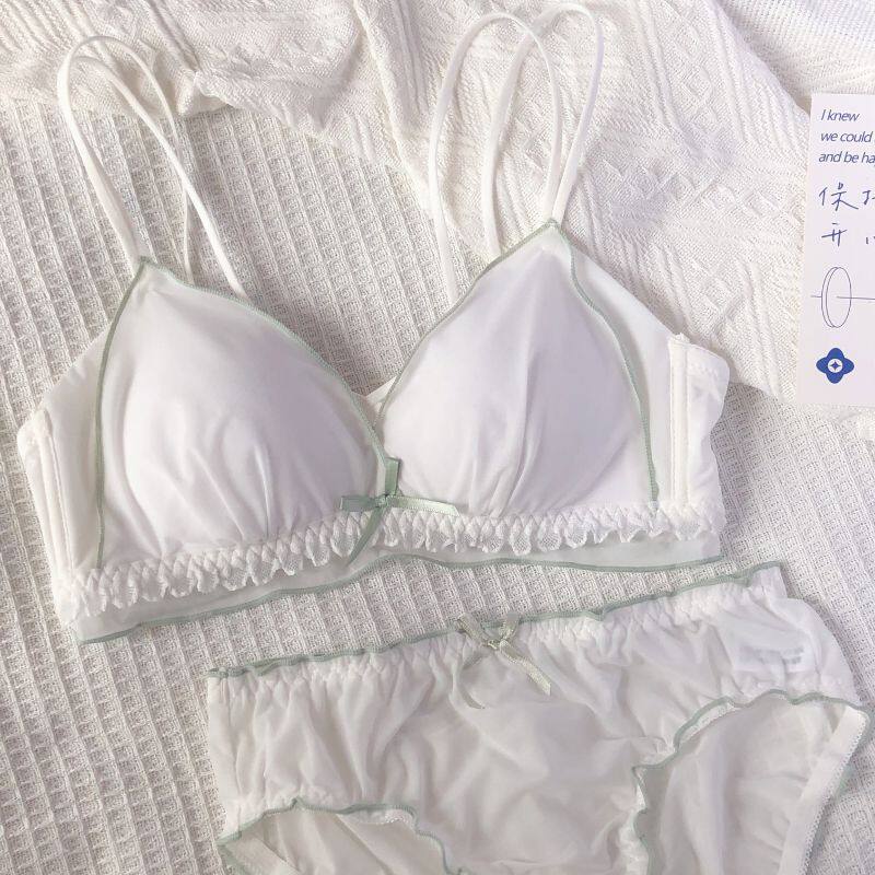 白色内衣女薄款三角杯蕾丝纯欲小胸聚拢无钢圈少女甜美文胸罩套装