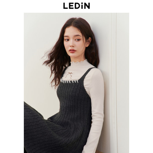 收腰吊带裙 撞边设计