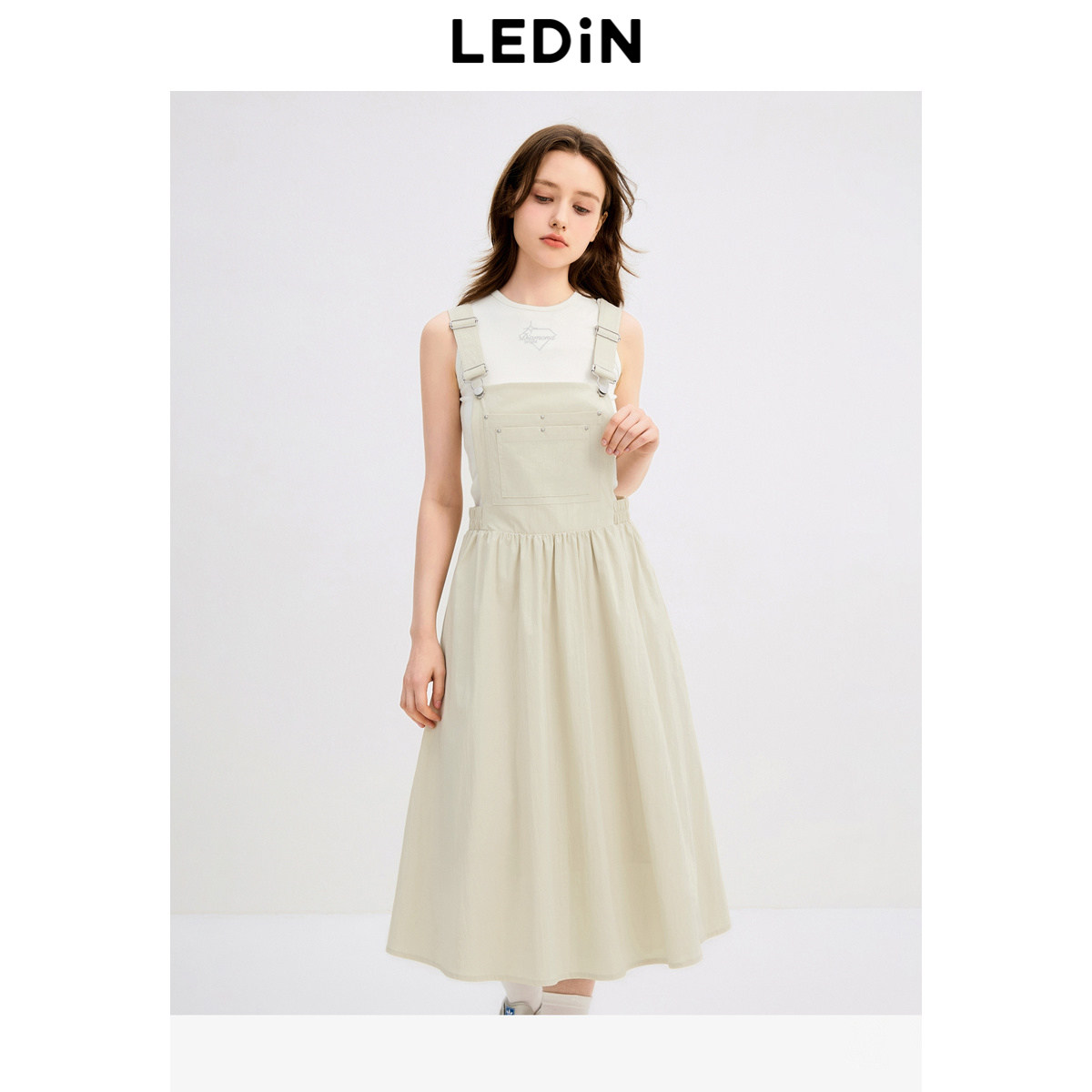 乐町韩系学院风背带裙年秋季新款复古铆钉口袋设计收腰背带长裙,女装/女士精品,连衣裙,淘宝优惠券,粉丝福利购,淘宝优惠卷