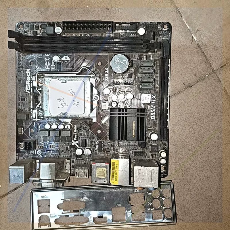 华擎B85M-ITX拆机主板，17*17，正常使用只里面一个议价图片