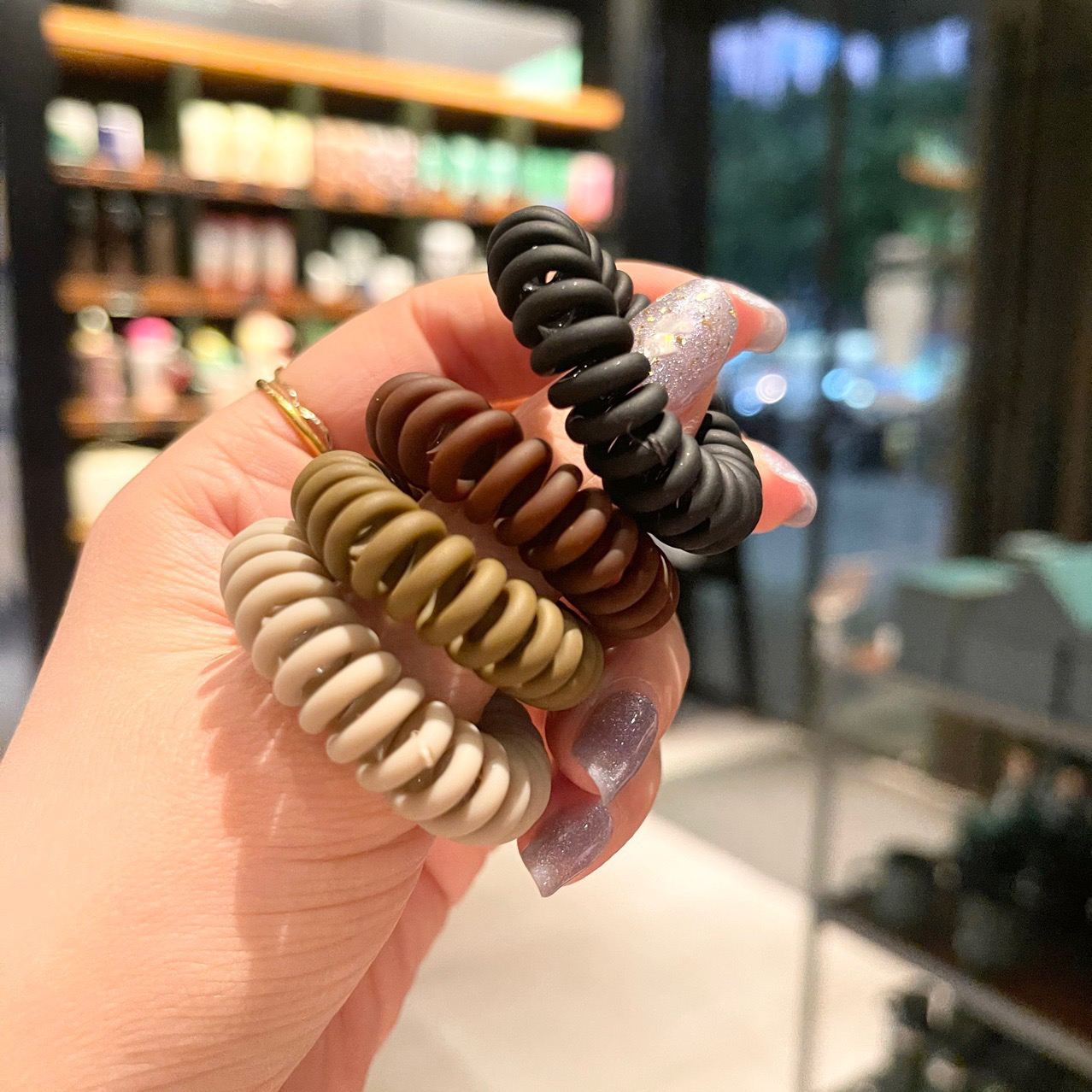 韩国东大门大地奶茶色系磨砂哑光电话线螺旋塑料发圈扎发皮套女