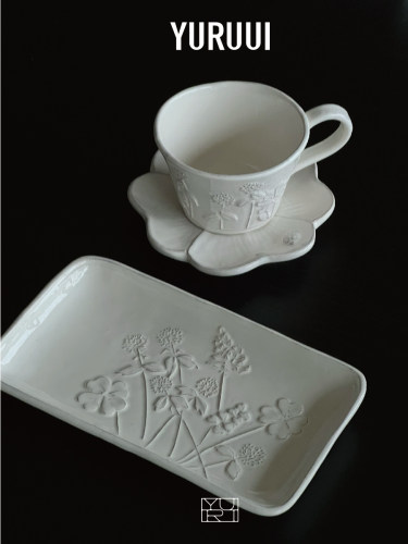 VirginiaCasa复古粗陶杯盘