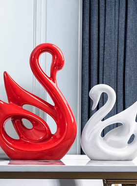 宏赫景德镇情侣天鹅陶瓷摆件装饰