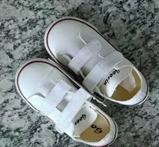 幼儿园宝宝男童女童儿童帆布魔术贴小白鞋断码清仓处理