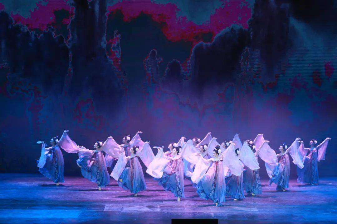 舞蹈服演出服装古典舞汉服古装