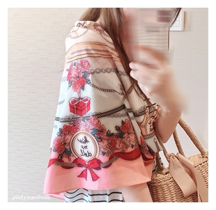 旋转木马印花 泰国 水晶球八音盒 精选 大披肩方巾丝巾 pinky独