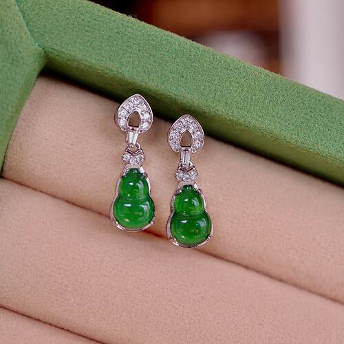 天然A货翡翠葫芦耳坠百搭