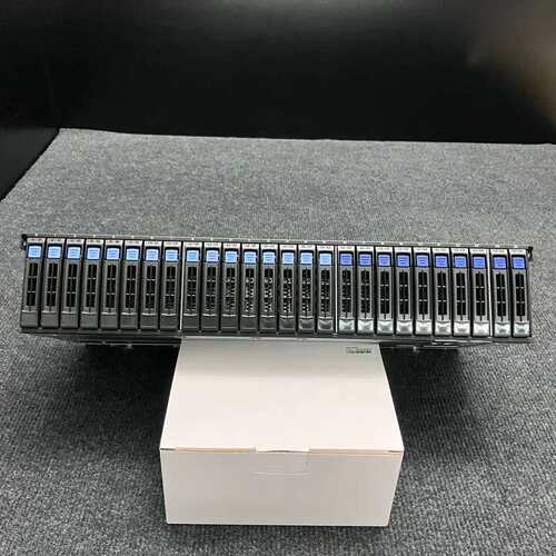 议价TYAN 2U 硬笼PCIE GEN5.0 26位 18U2 5.0和8SATA/SAS硬