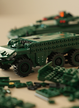 坦克模型 儿童小颗粒拼搭积木 玩具 益智玩具 礼物6岁+ 381pcs