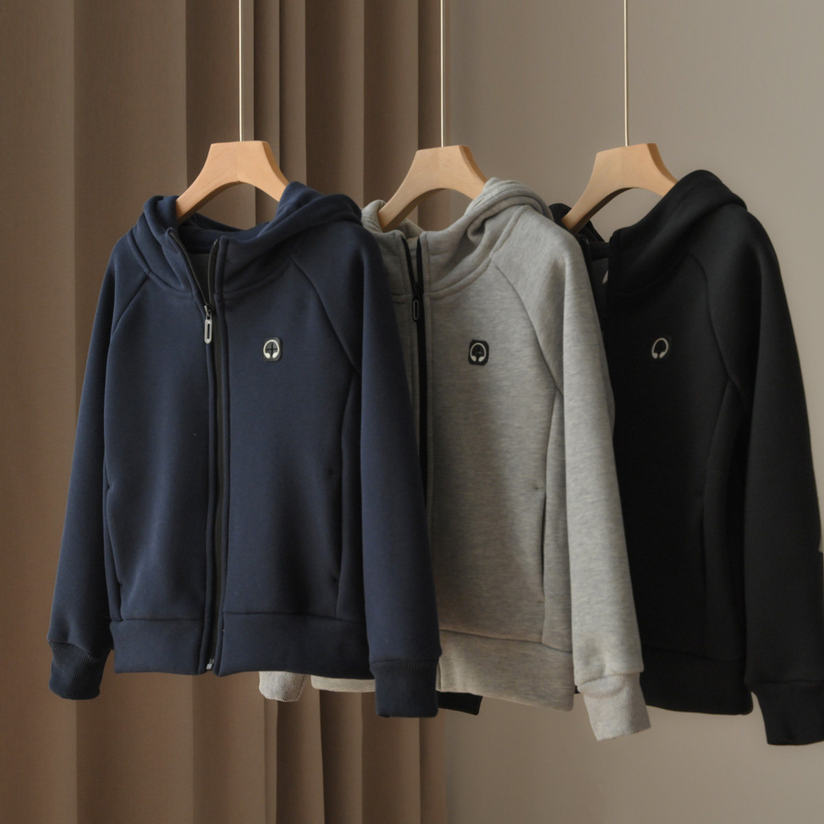 180码 中大童奥利绒运动外套 男童女童加绒保暖连帽开衫冬款童装