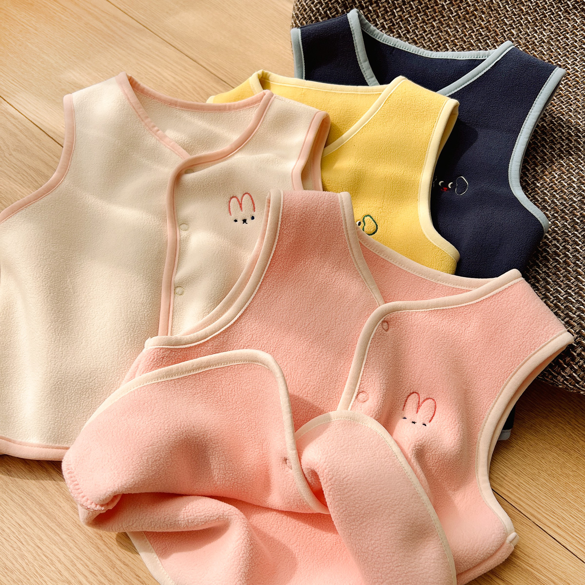 水沐良品摇粒绒秋冬内搭外穿马夹