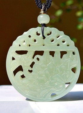 和田玉老熟冰种湖水青细腻油润无结构镂空雕刻花开富贵吊坠C15442