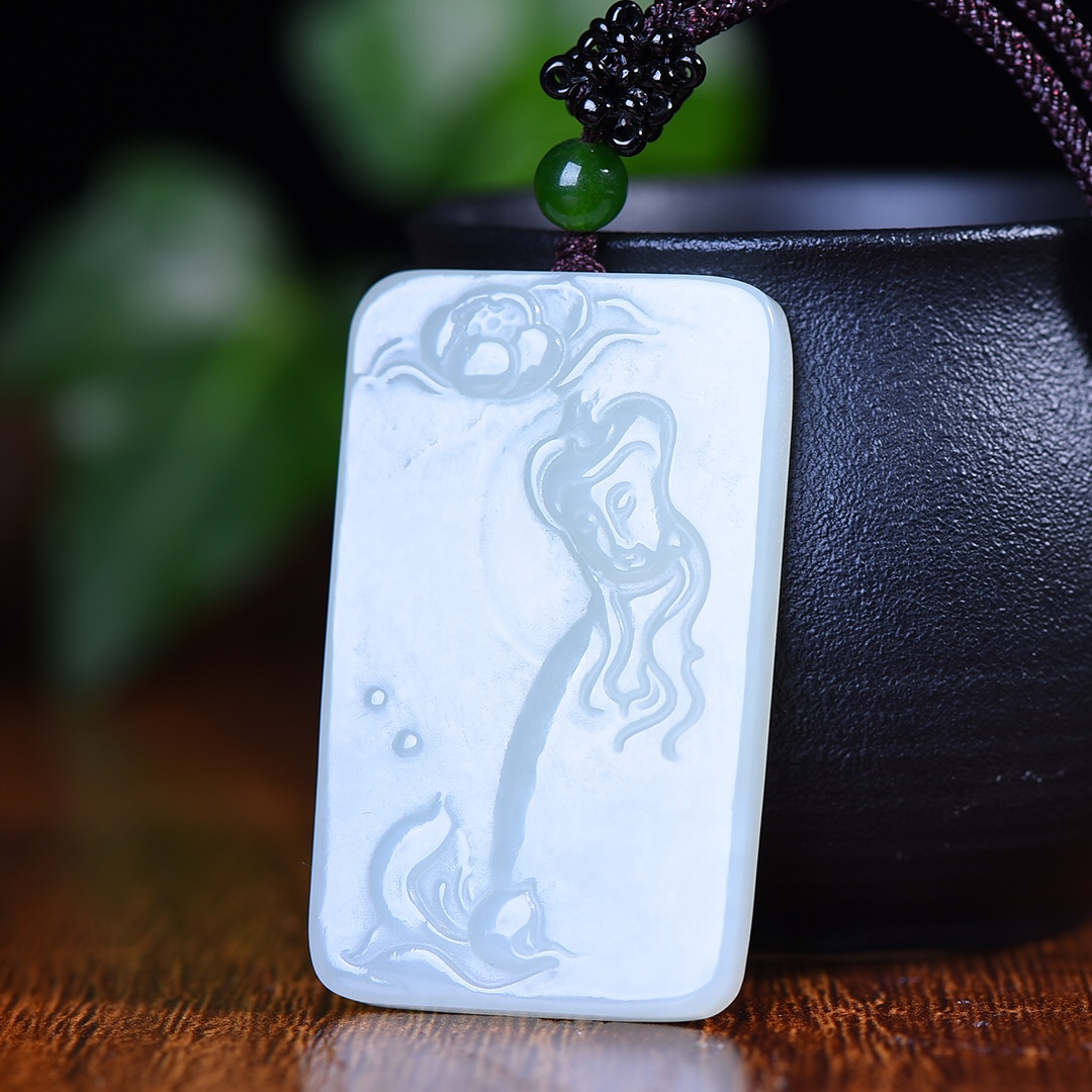 亏嘛啦和田玉老坑料细润油冰白品相一流雕工精湛吉祥观音牌子3581