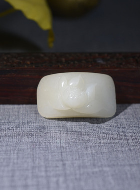 手工精制佩戴级和田玉俄白玉油润细腻无结构花开富贵手链扣可编制