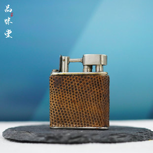 1930年奥地利产纯铜镀铬原厂皮革抬臂单轮煤油古董打火机战壕绝版