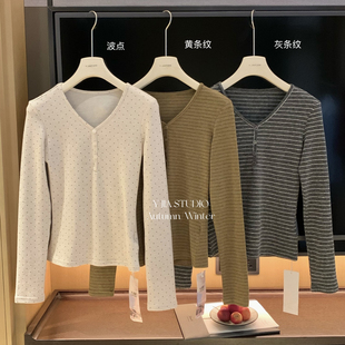 1359 T恤小衫 内搭长袖 Cecil肩V领显瘦条纹波点磨毛打底衫