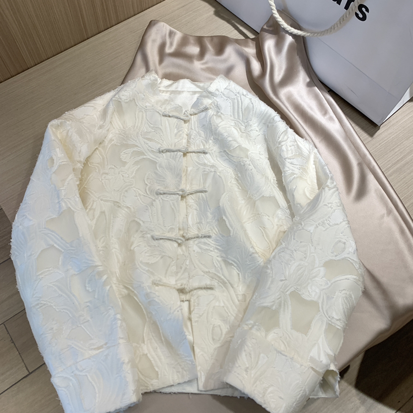 Cecil新中式植物提花立领盘扣短外套（含20羊毛）9775
