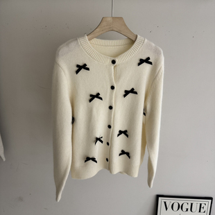 百搭冬款 洋气设计时尚 减龄外穿保暖毛衣3222 针织开衫 Cecil袖