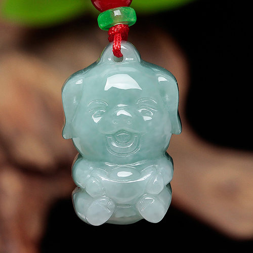 翠天玉器天然翡翠生肖猪吊坠